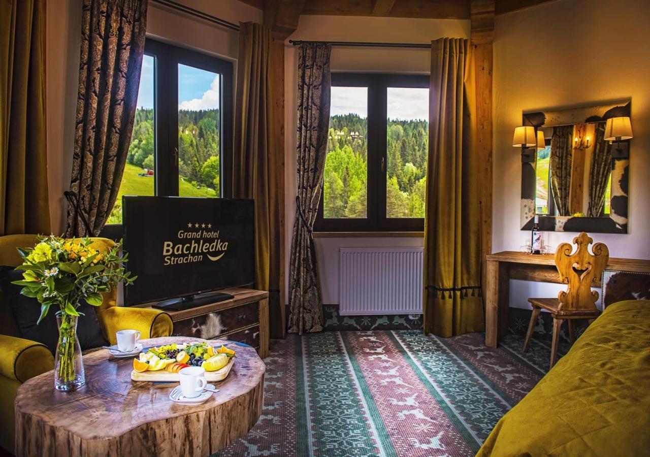 Grand Hotel**** Bachledka Strachan ชเดียร์ ภายนอก รูปภาพ