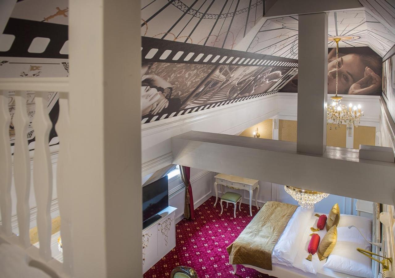Grand Hotel**** Bachledka Strachan ชเดียร์ ภายนอก รูปภาพ